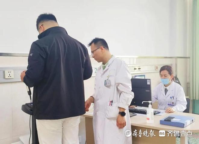 lehu国际乐虎官网滕州市中心人民医院减重代谢联合门诊开展“体重管理年”惠民活动(图1)