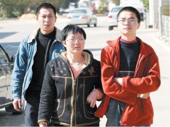 湖南14岁少年扒飞机万米高空惊魂15小时奇迹生还如今的他怎么样了？(图2)