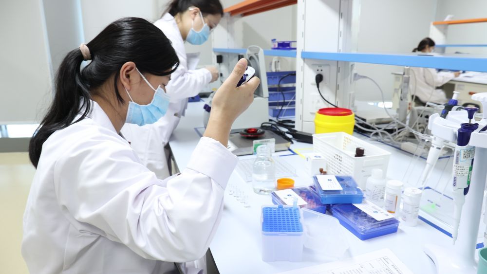 镜观·回响｜保障人民健康筑牢幸福根基(图8)