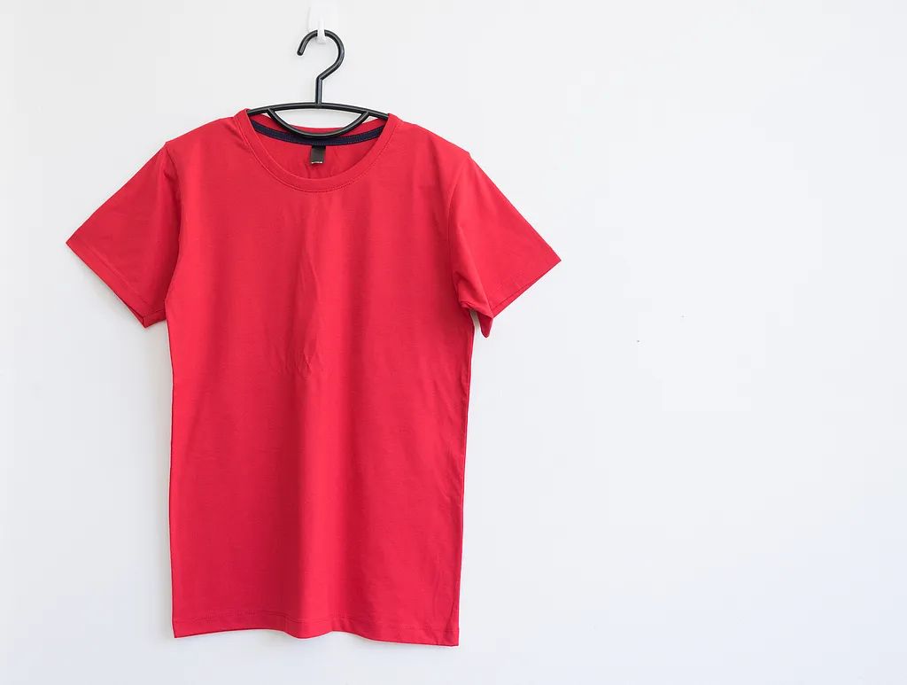 lehu国际乐虎官网夏天穿什么颜色的衣服更凉快？（不是白色）(图2)