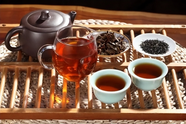 lehu国际乐虎官网医生发现：大量喝茶的糖尿病患者用不了多久身体或有8个变化(图4)