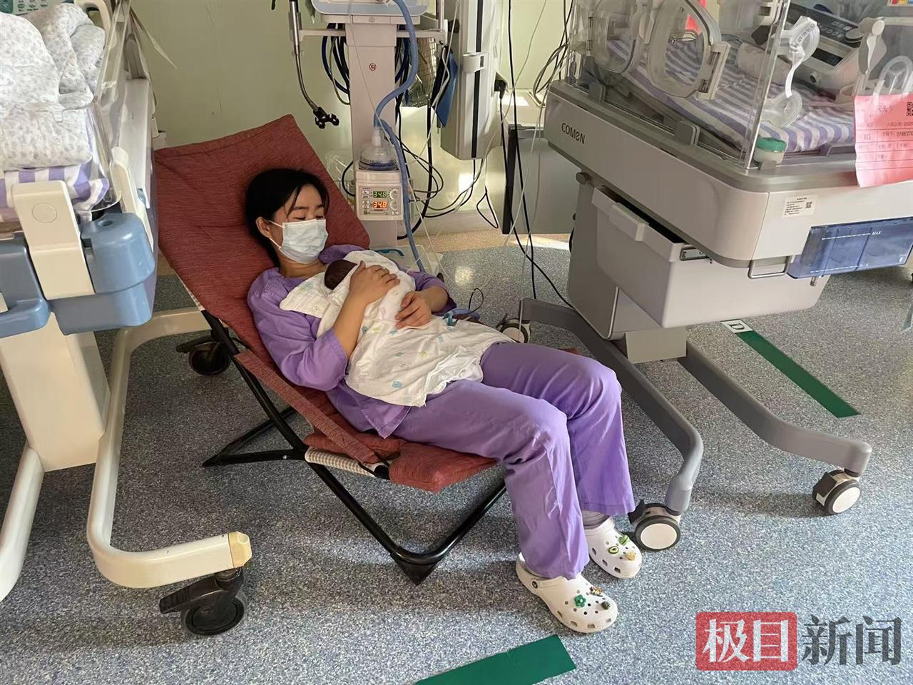 救活了930克早产儿在4个月后闯关成功！武汉儿童医院医护：“为他撑起一把伞陪他慢慢长大”(图1)