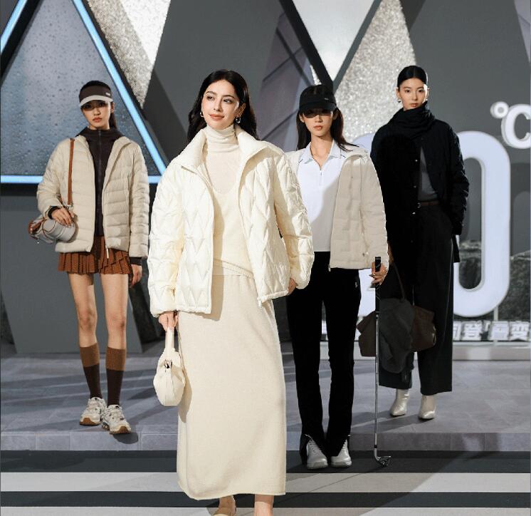 功能设计与硬核科技再启革新波司登叠变三合一冲锋衣羽绒系列全新上市(图8)