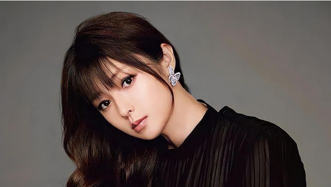 乐虎国际股份有限公司深田恭子靠“全裸打扫”维持少女身材？网友：这也太日本了！(图7)