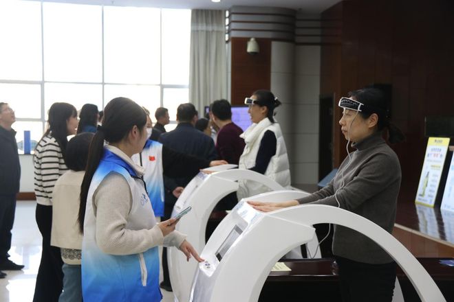 滨州市国民体质监测+“大体测”五进公益行走进市财政局——“阳光担当·健康护航”职工关爱专场活动举行(图2)