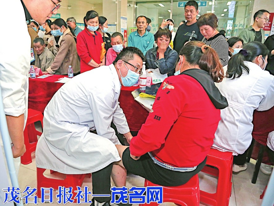 lehu国际乐虎官网优质资源“沉”下去百姓“医”靠强起来(图2)