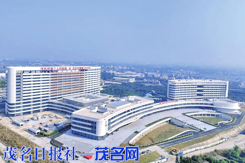 lehu国际乐虎官网优质资源“沉”下去百姓“医”靠强起来(图3)