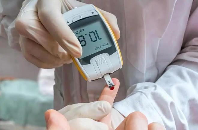 喝酒又火了？专家研究发现：糖尿病患者在喝酒时需要多注意5点(图2)